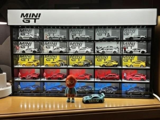 LED Lit 1/64 Diecast Display Case – Acrylic Desktop/Wall Cabinet