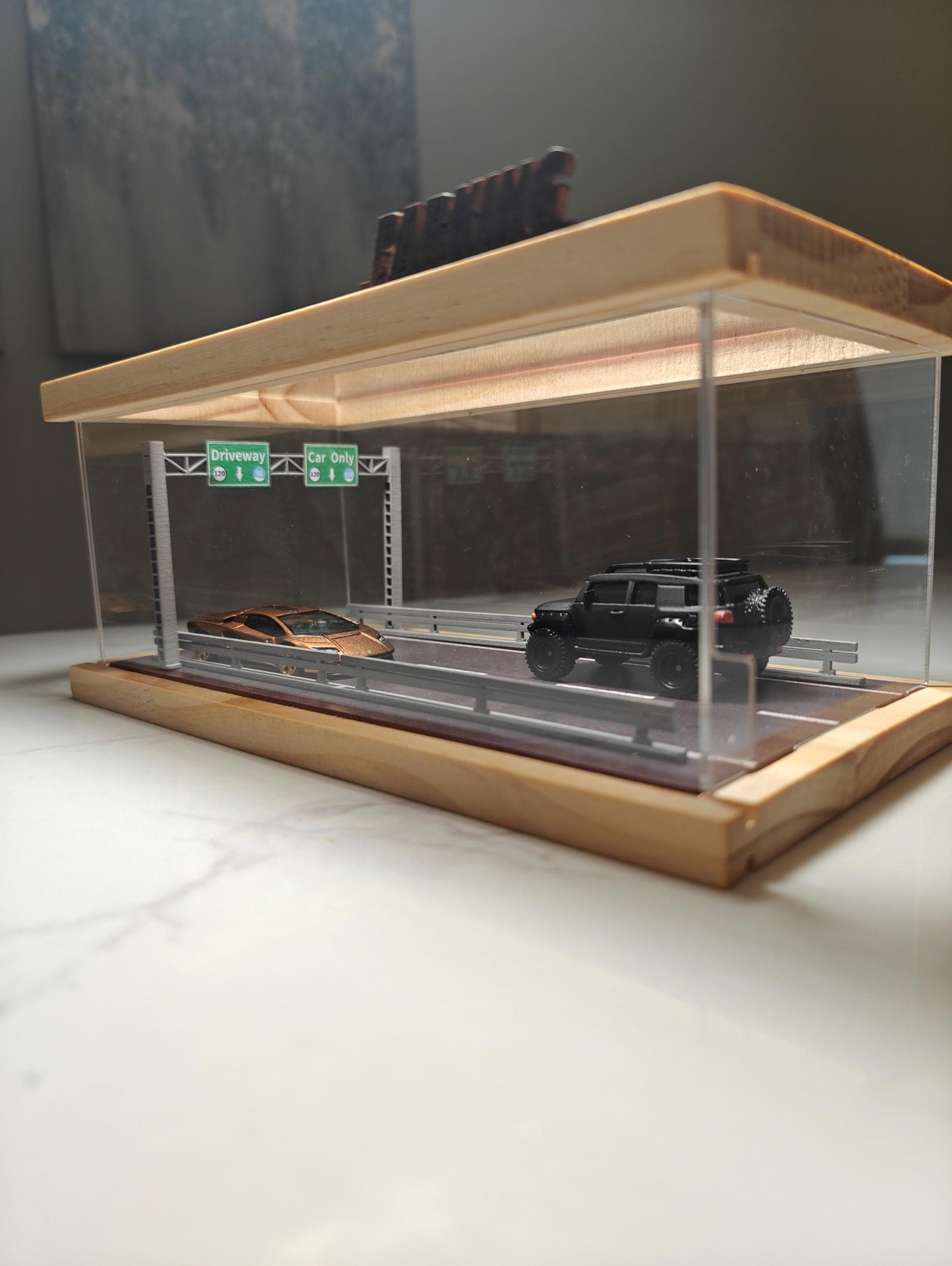 MoreArt - 1/64 Scale Diecast Diorama Display Case: Wood & Acrylic